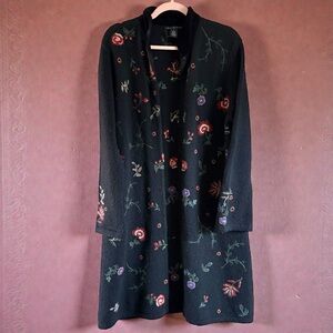 Sarah Spencer 100% Wool Embroidered Floral Black Button Cardigan Sweater Long M
